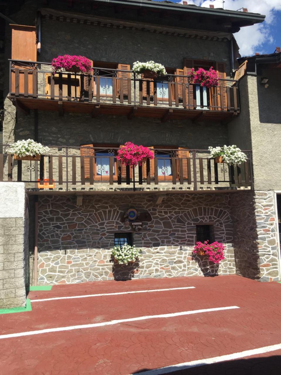 B&B La Vieille Meison De Pappa Sarre Esterno foto